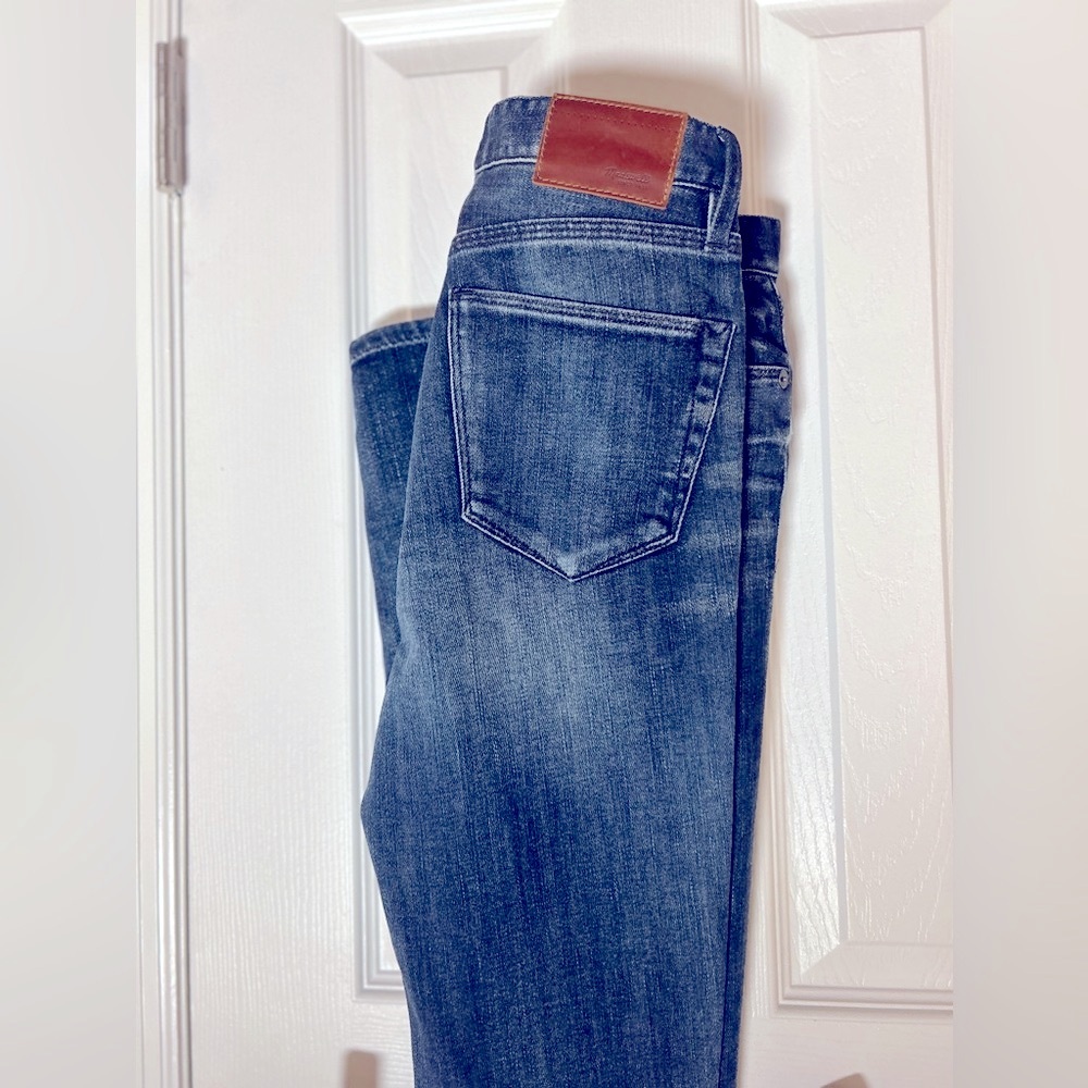 Madewell Women's Skinny Skinny High Riser Jean Stretch Denim. Gently Used